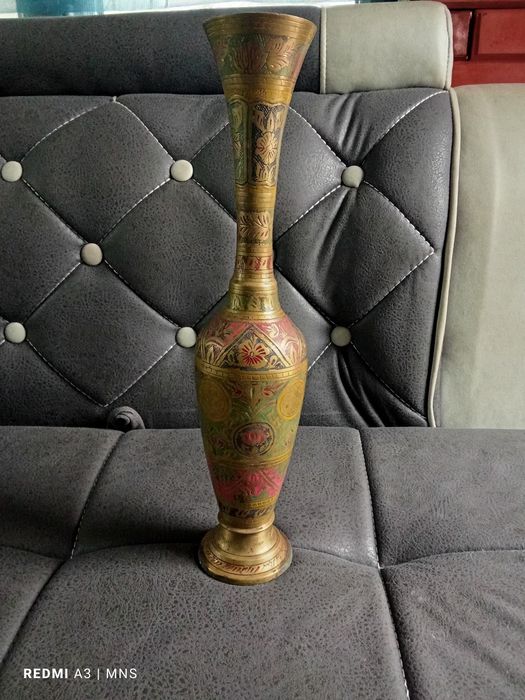 Антикварная ваза