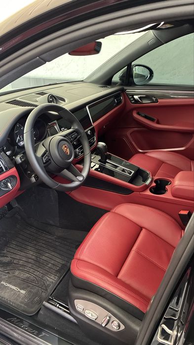 Porsche macan 2024