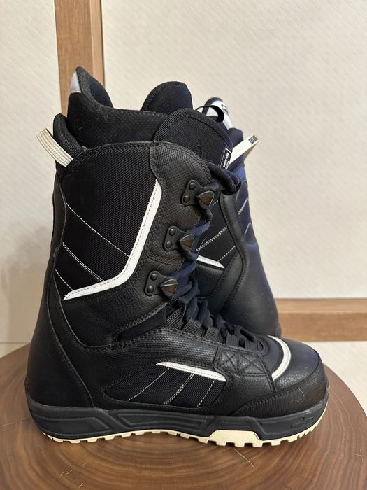 Ботинки Burton Invader (2013)