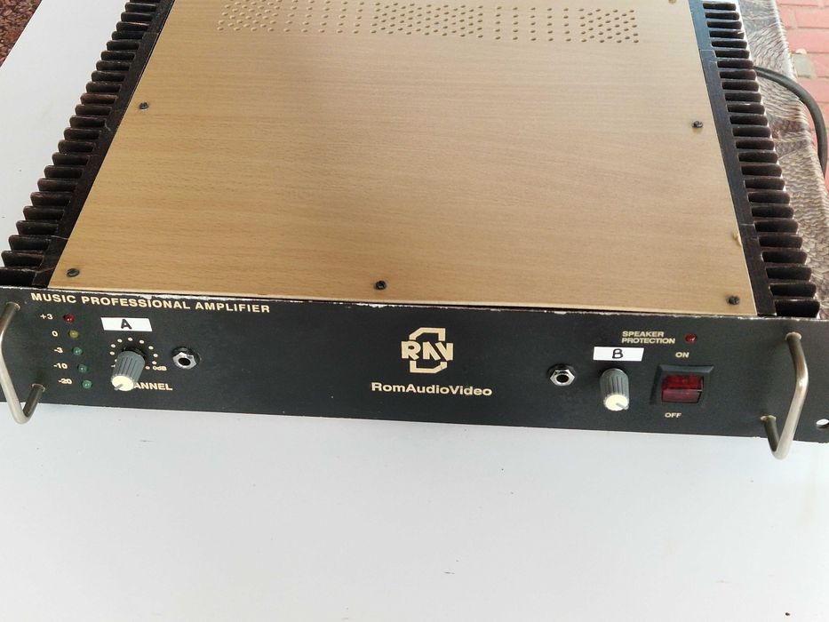 RomAudioVideo- Amplifier