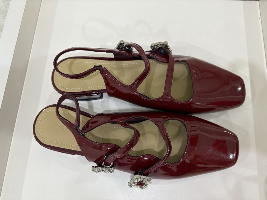 Туфли сатылдаы 37-38 размер