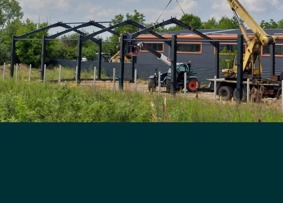 Vand structuri din metal  din profile laminate și teava la 25 de euro