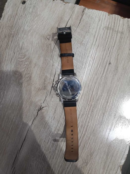 Kenneth Cole наручные часы