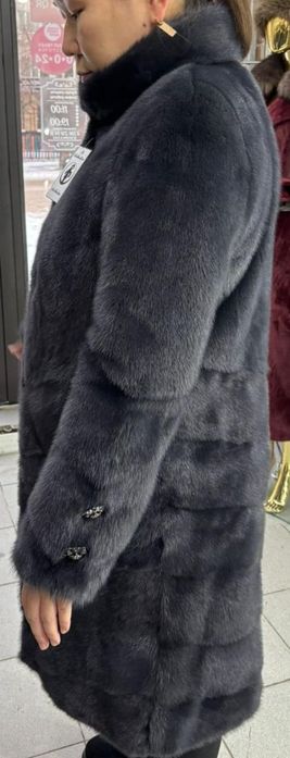 Продам норковую шубу