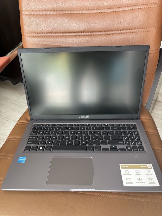 Лаптоп Asus A516KA !!! КАТО НОВ !!!