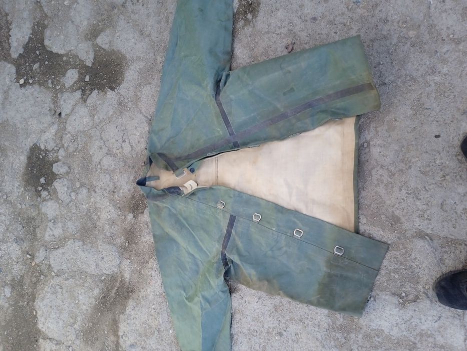 Костюм резиновый