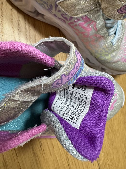 Skechers lights - marime 31