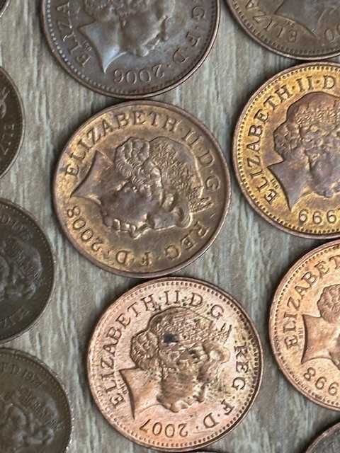 Британски монети