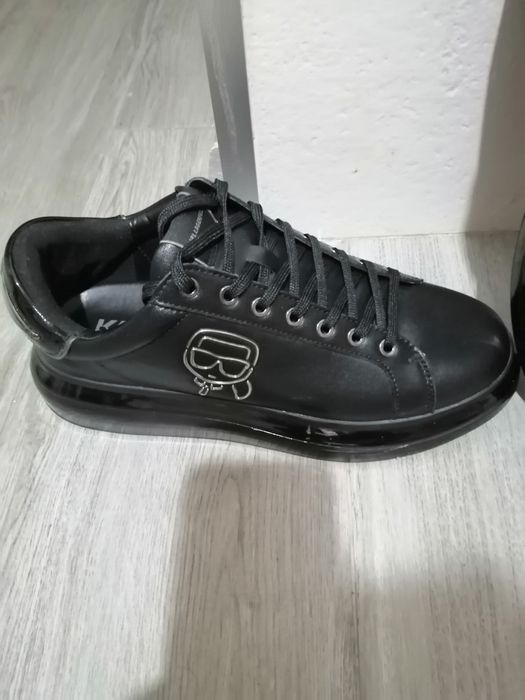 Adidași Karl lagarfied