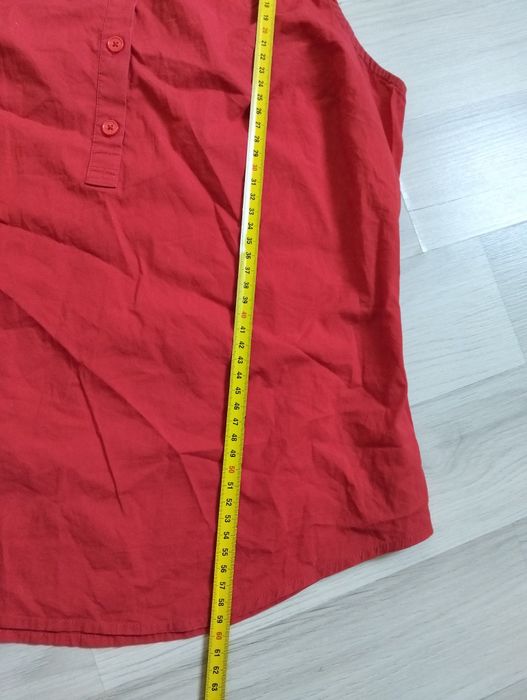 Top damă Tommy Hilfiger, mărimea 8 (aprox. M).