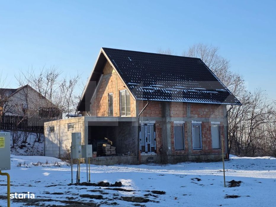 Doua case in Sfantu Ilie, 110 mp utili, garaj, acces privat