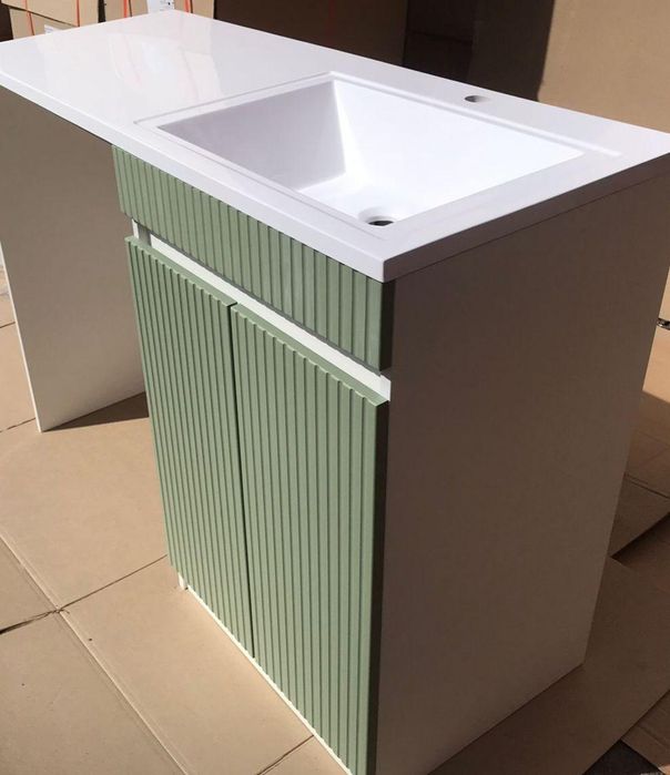 Тумбы Российские почти даром