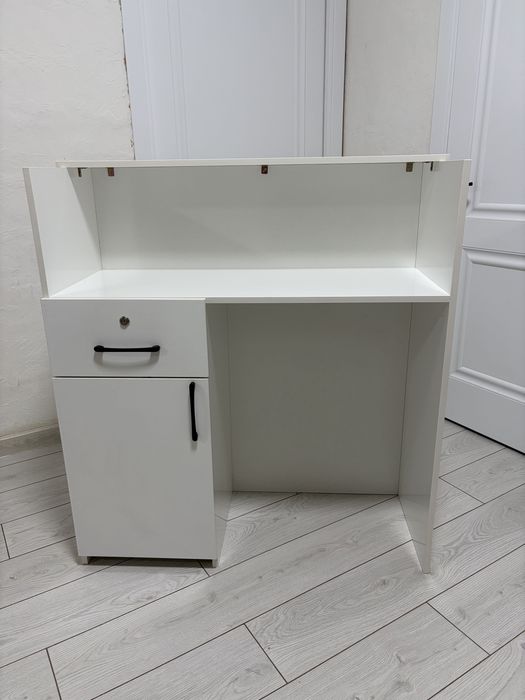 Барные стойки ресепшены в наличии