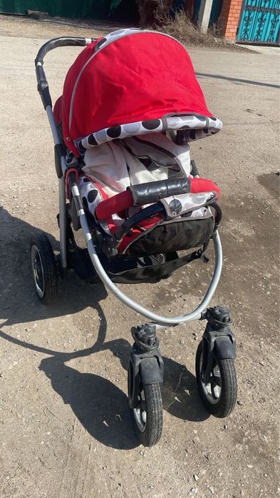 Детская коляска.