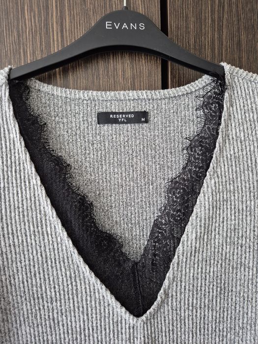 Дамски рокли  RESERVED