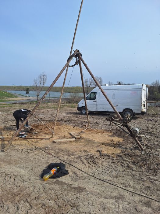 Foraje puțuri apa prelungirii denisipări și piloni