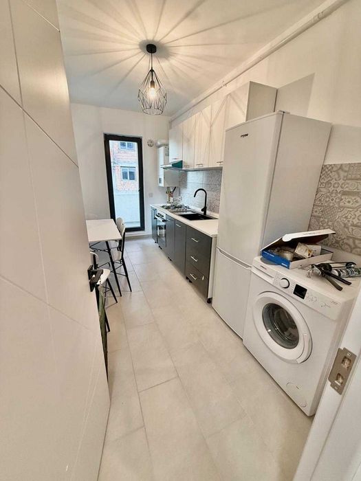 Garsoniera moderna Militari Residence - comision 50%