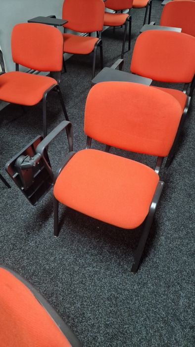 Scaune cu masuta pt sala de curs, sedinte