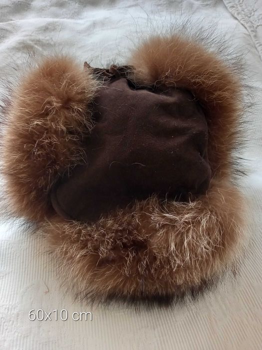 Caciula de blana cu urechi