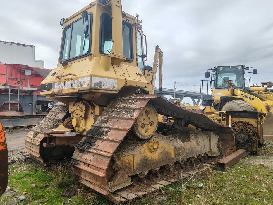 Dezmembrez Buldozer Caterpillar D5H