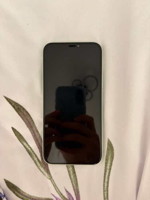 Vand iphone 12 green