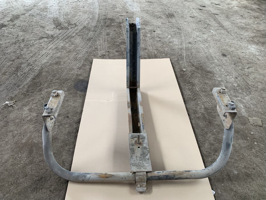 Продам корзину для запасного колеса на полуприцеп ! В отличном состоян