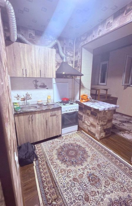 Квартира продаётся Чиланзар 7 квартал 2/3/4 балк 2*6 ор. Бассейн