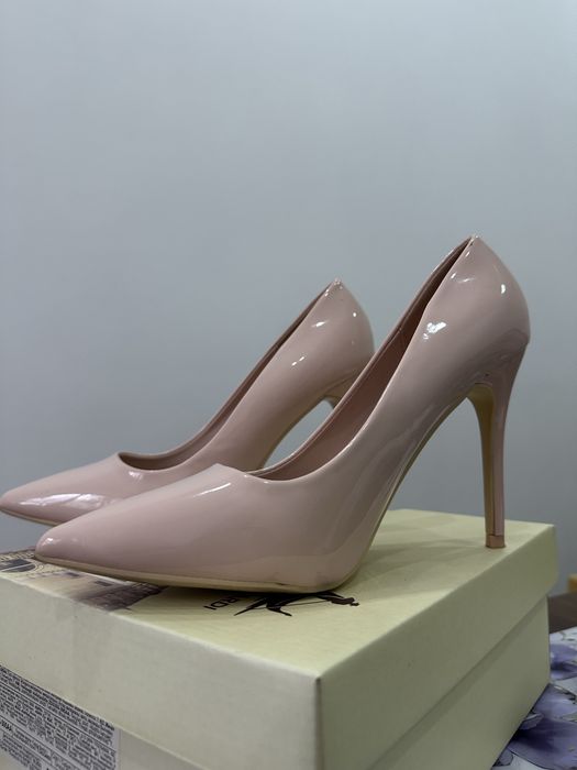 Лодочки 5.000 тг