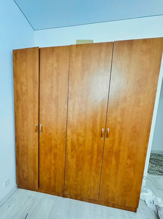 Продам  шкаф б/у