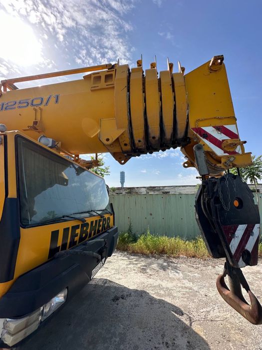 Авто Кран 250T Тошкент