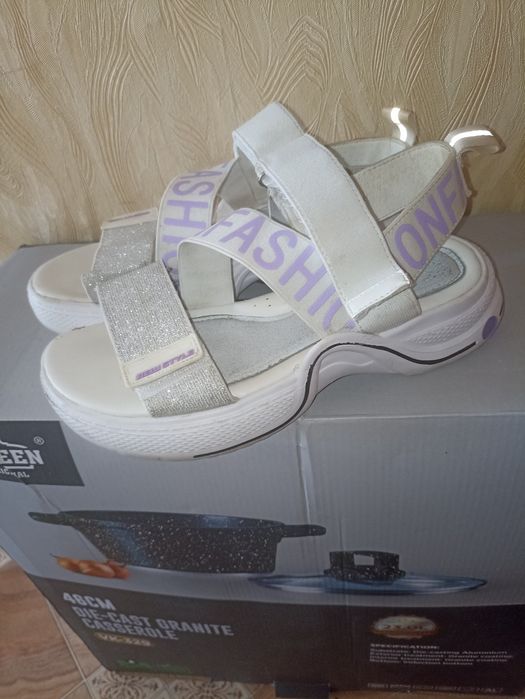 Продам 38 размер