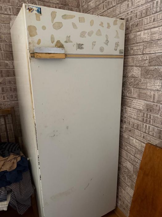 Продам холодильник
