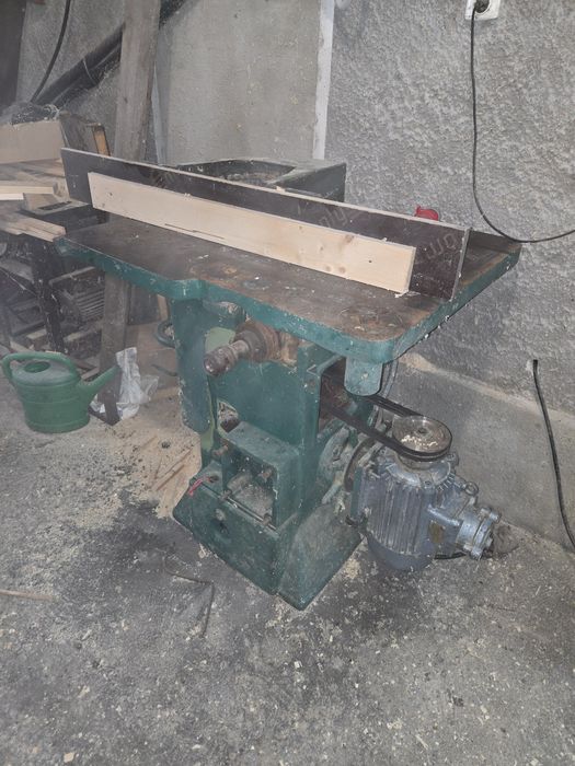 Freza tamplarie industrial