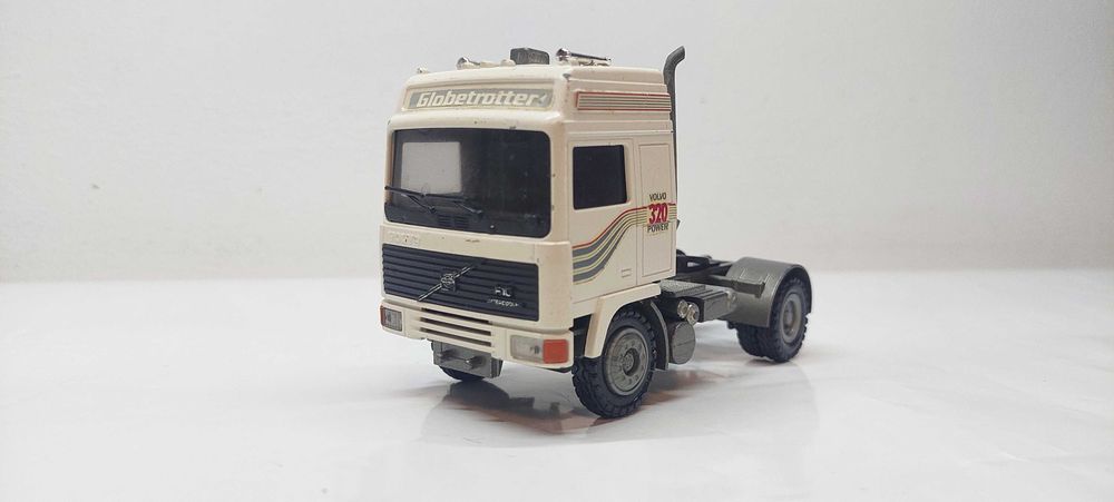 Machete camioane, tractoare, auto 1/87 1/64 1/24