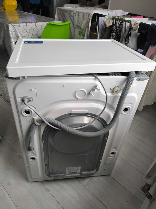 Продам стиральную машину