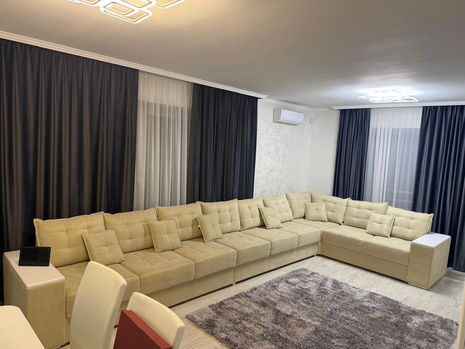 Canapea colțar XXL extensibilă – 5,10 m x 2,50 m