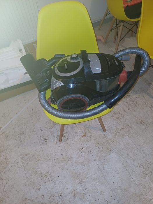 Пылесос в хорошем состоянии