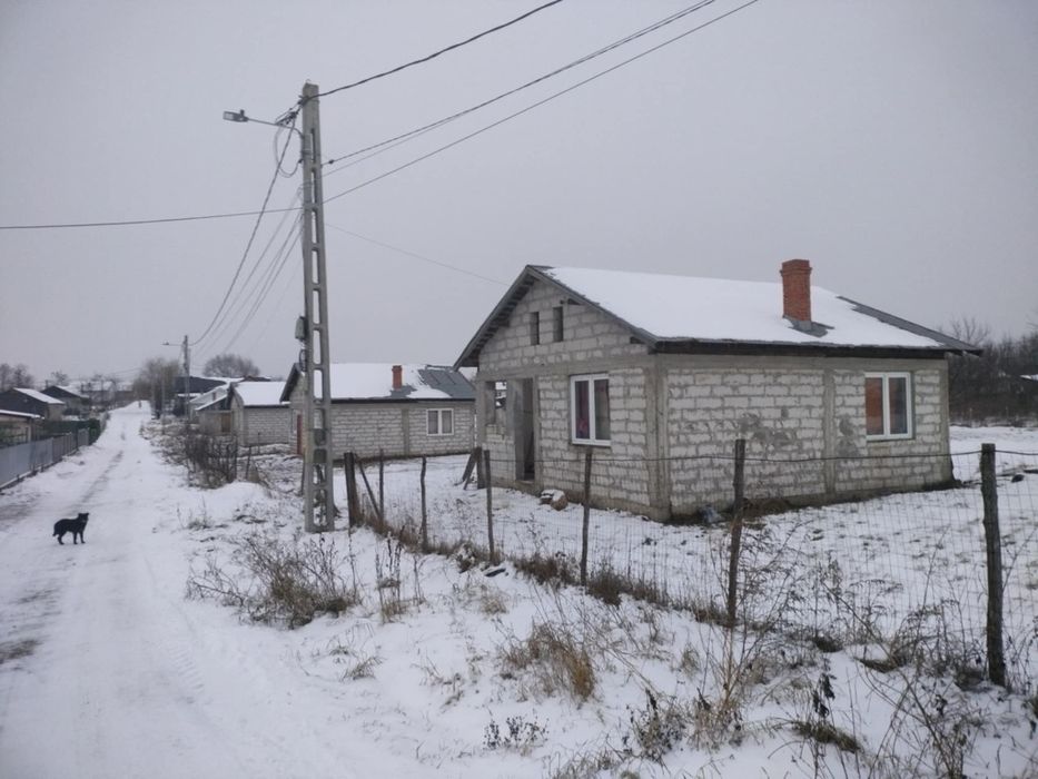 Casă la țară în Rădăuți Prut