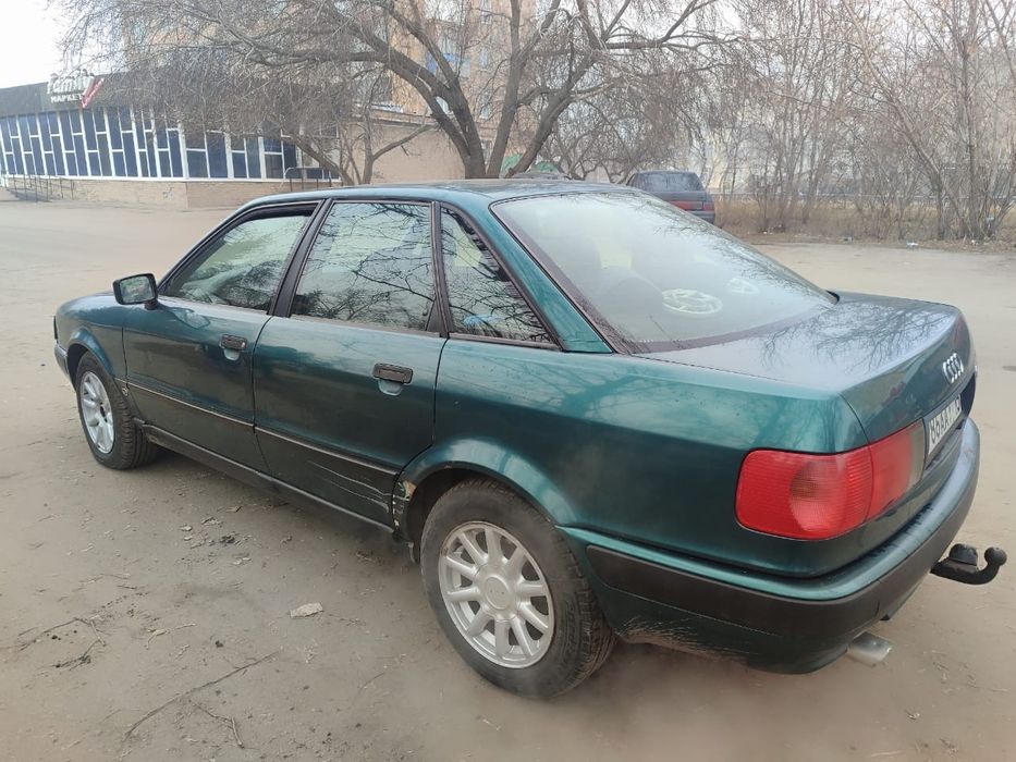 Продам Ауди 80 б4