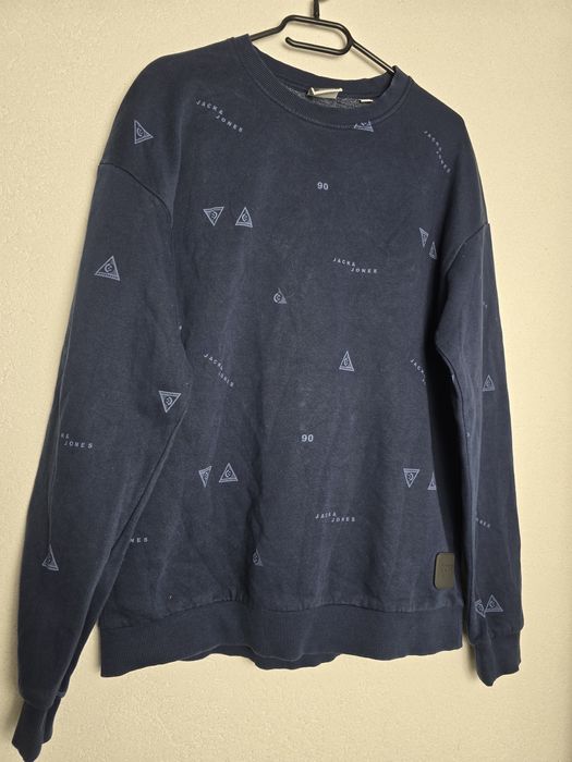 Hanorac Jack&Jones blugi Boss barbat marime M ambele