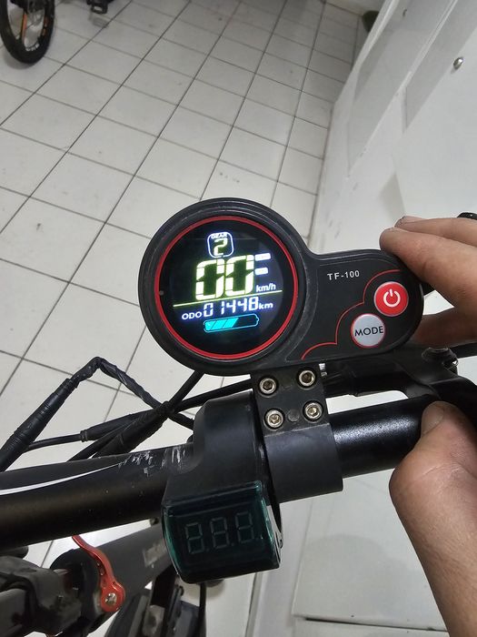 Продам или обмен на айфон 13