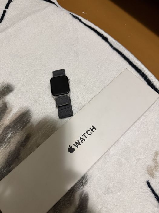 Apple Watch SE 2 44 mm