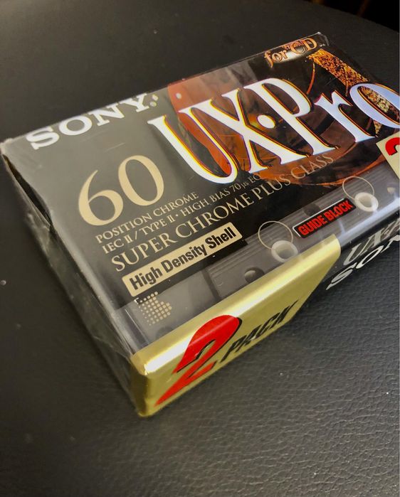 Vând 2 casete audio Sony UX-Pro 60 minute complet noi, sigilate