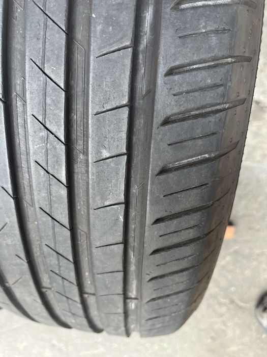 2 бр. летни гуми 215/55/17 Vredestein DOT 0222 5,2 mm