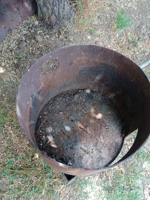 Ошақ сатылады 20000 теңге өте жақсы