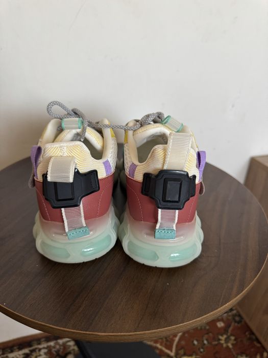 Кроссовки женские Strobbs оригинал