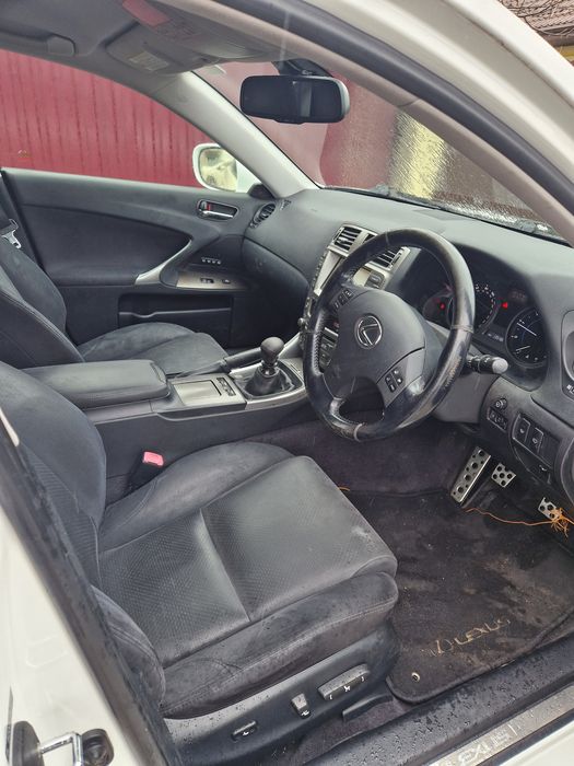 galerie admisie lexus is 220d motor 2.2 d-cat 177cp an 2007