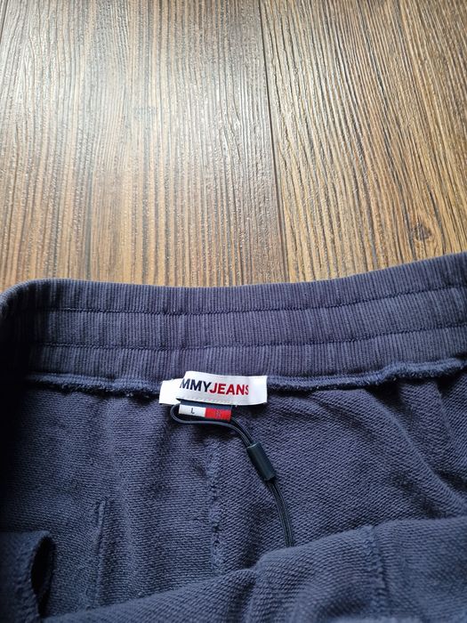 Страхотно мъжко спортно долнище TOMMY HILFIGER размер L