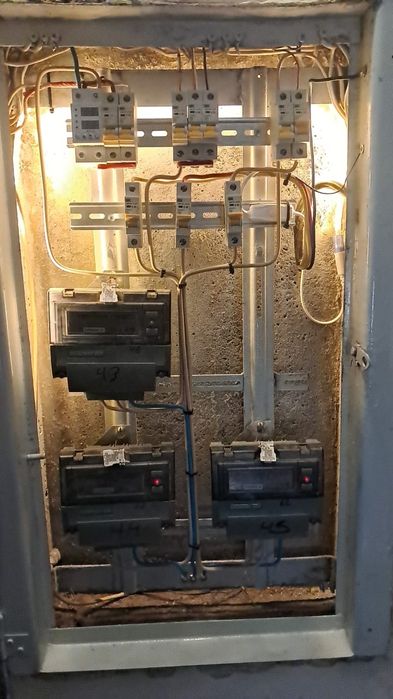 Электрик, город,юг Восток