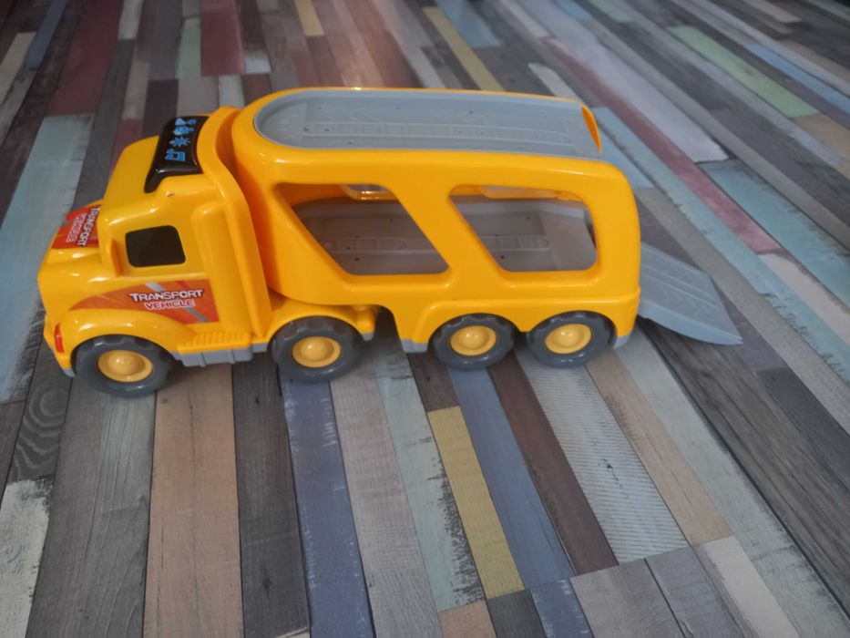 Автовоз с музика и звуци